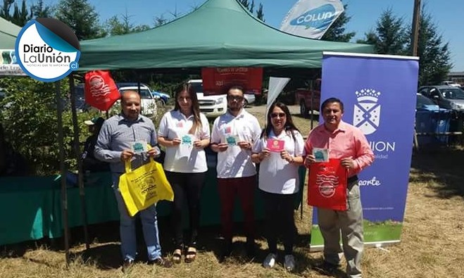 SENDA Previene La Unión difundió campaña de verano en Festival Aéreo del Ranco