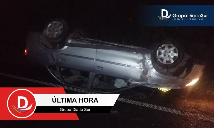 ESTA NOCHE: chofer volcó, pero resultó ileso en Cuesta El Cero